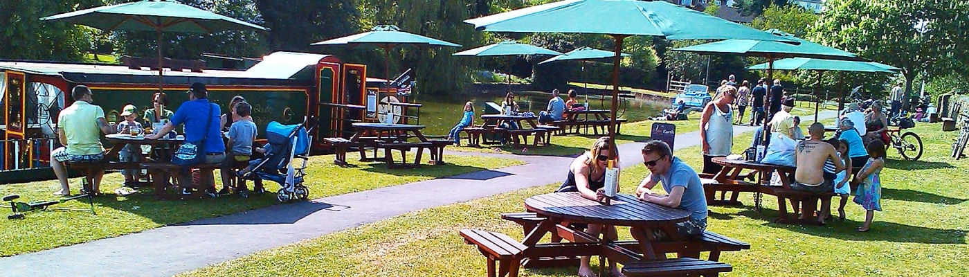 Ducks Ditty Bar & Beer Garden